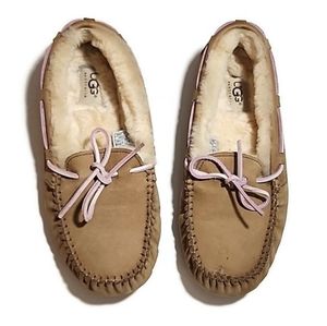 UGG Dakota Moccasin Slipper Size 7